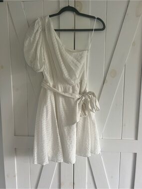 Nine West White One-Shoulder Tie Waist Dress – Size Small